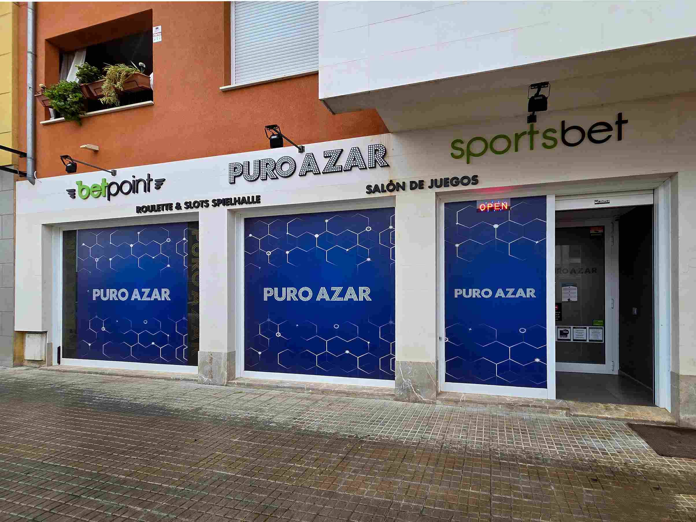Puro Azar Binissalema exterior