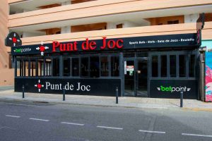 Locales de apuestas deportivas en Ibiza 3 Punt de Joc Rabe Playa 5